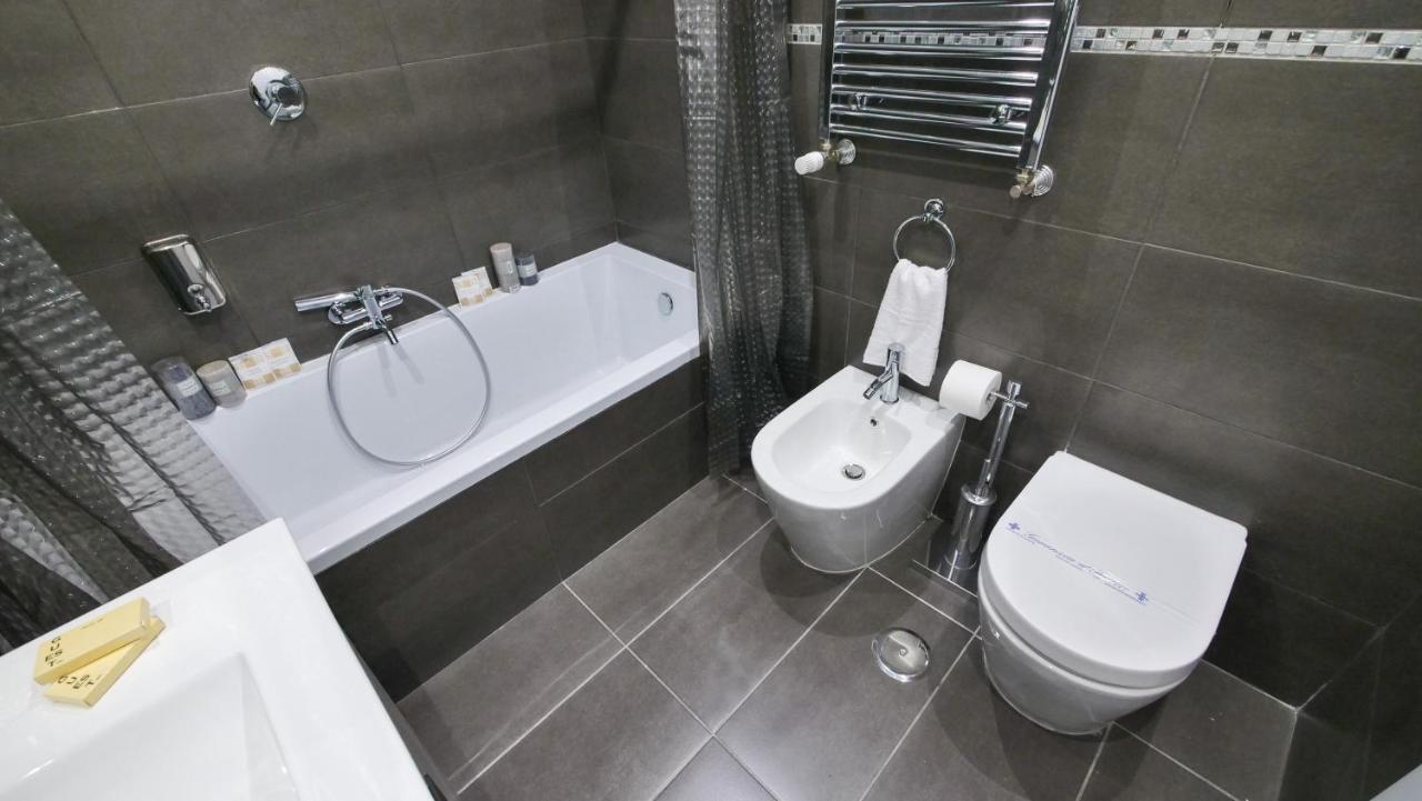 Superior Deluxe Double or Twin Room